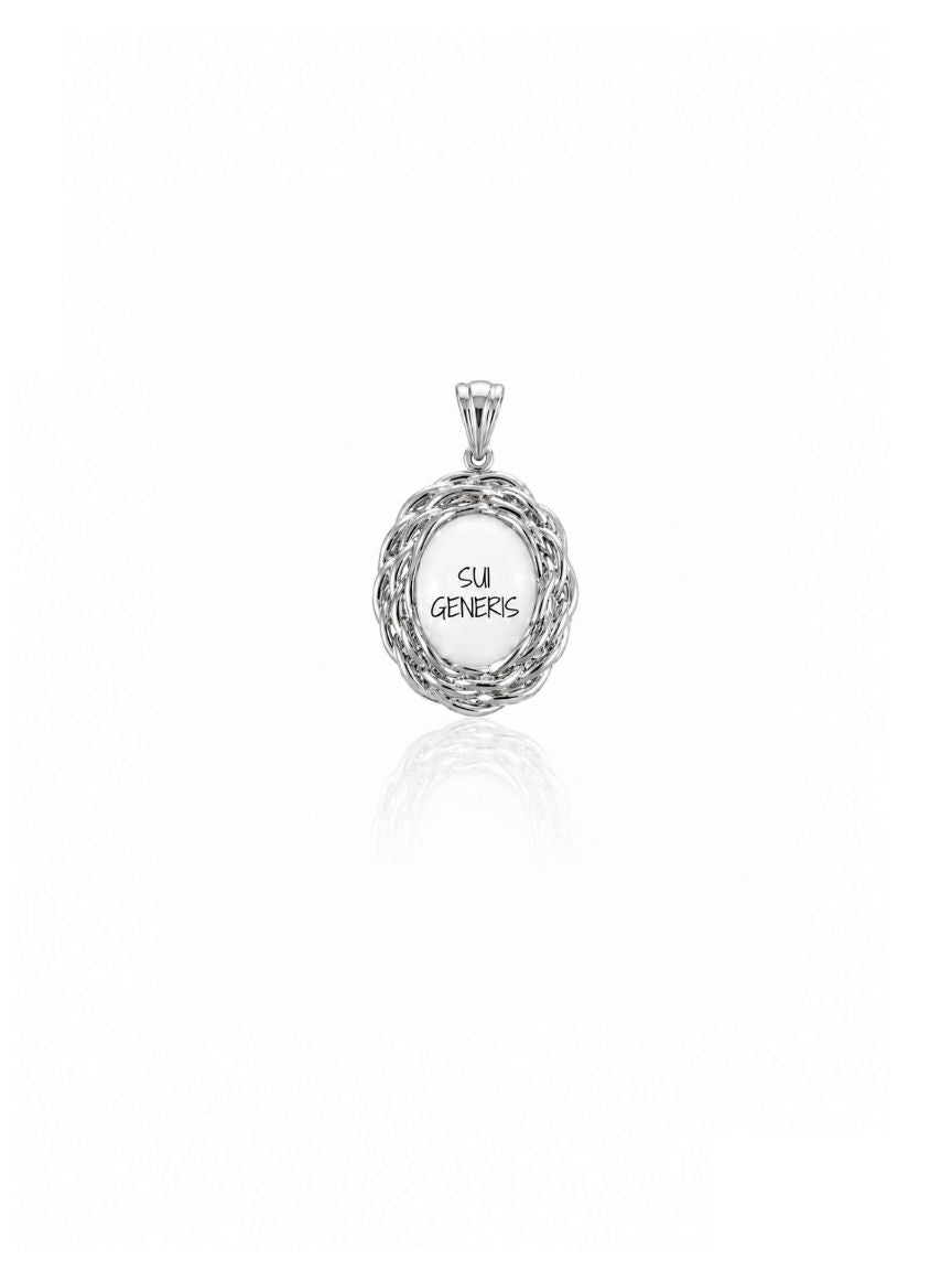 Charms Sui Generis