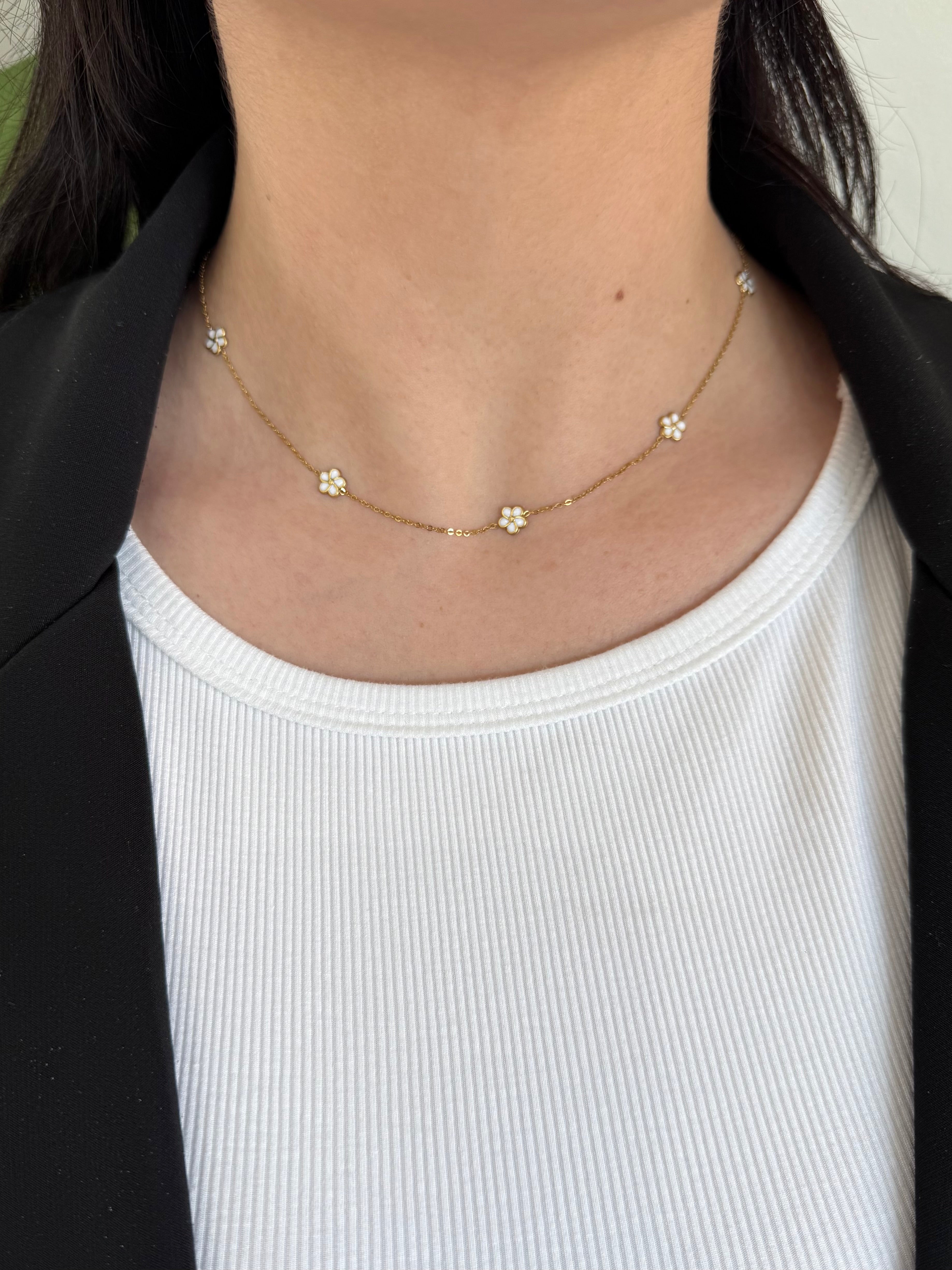 Collana Fleur White