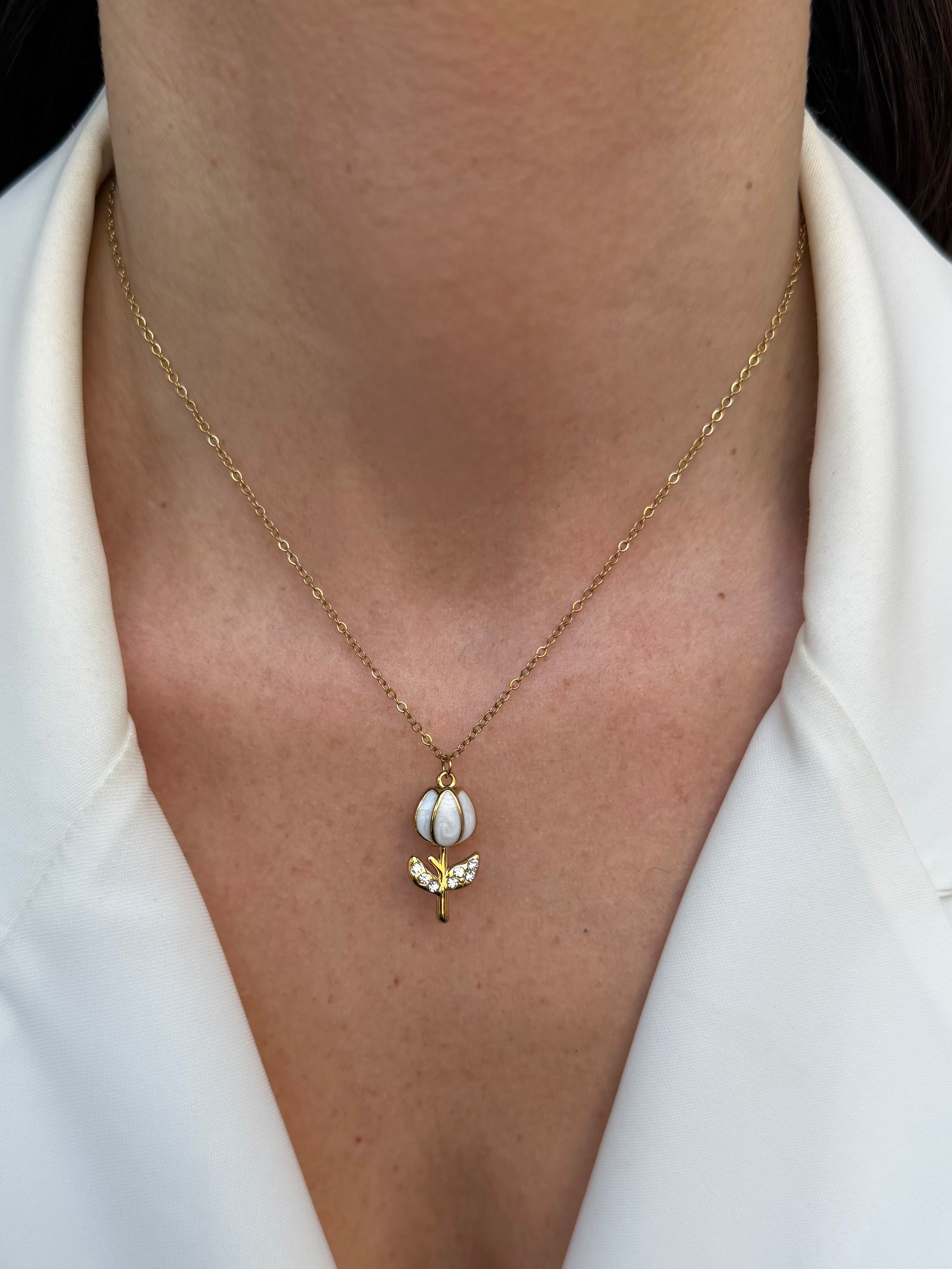 Collana Kaomi White