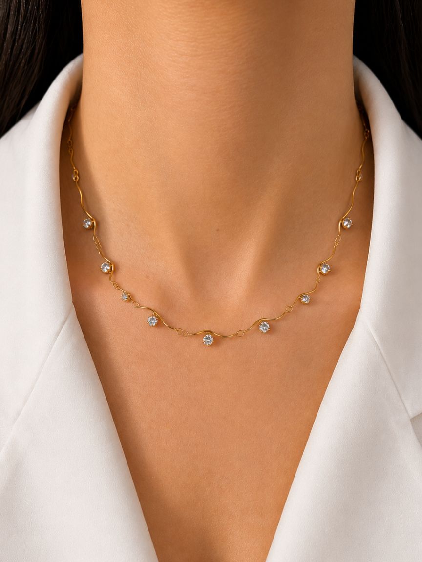 Collana Nika Lux White