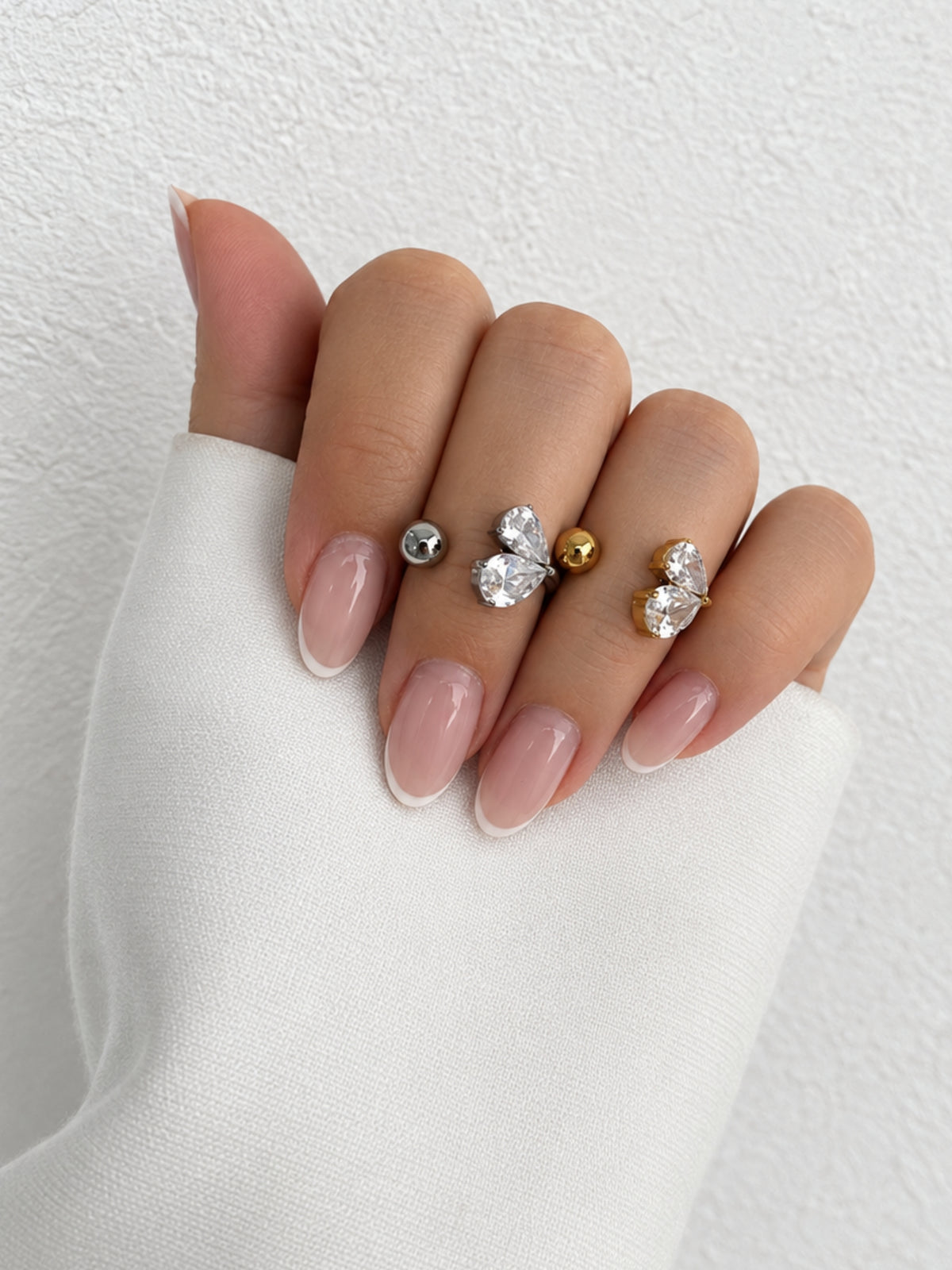 Anello Clay