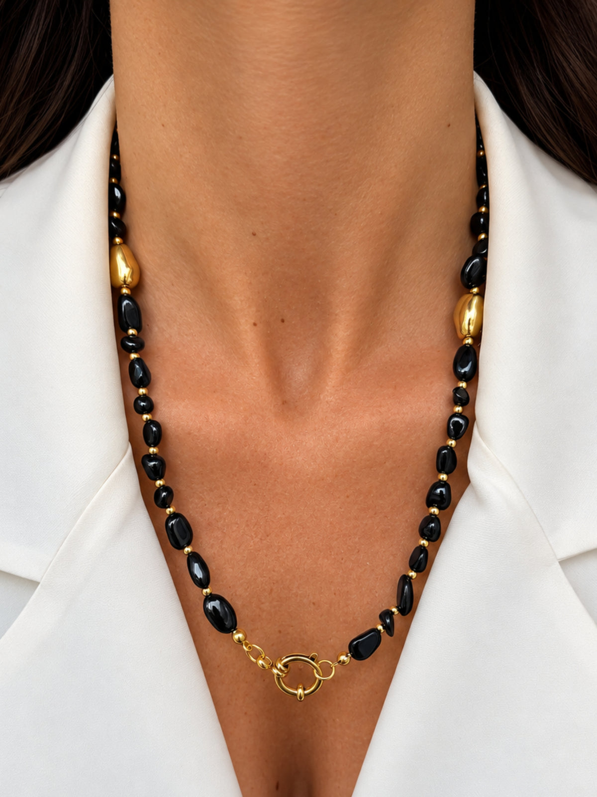 Collana Lora
