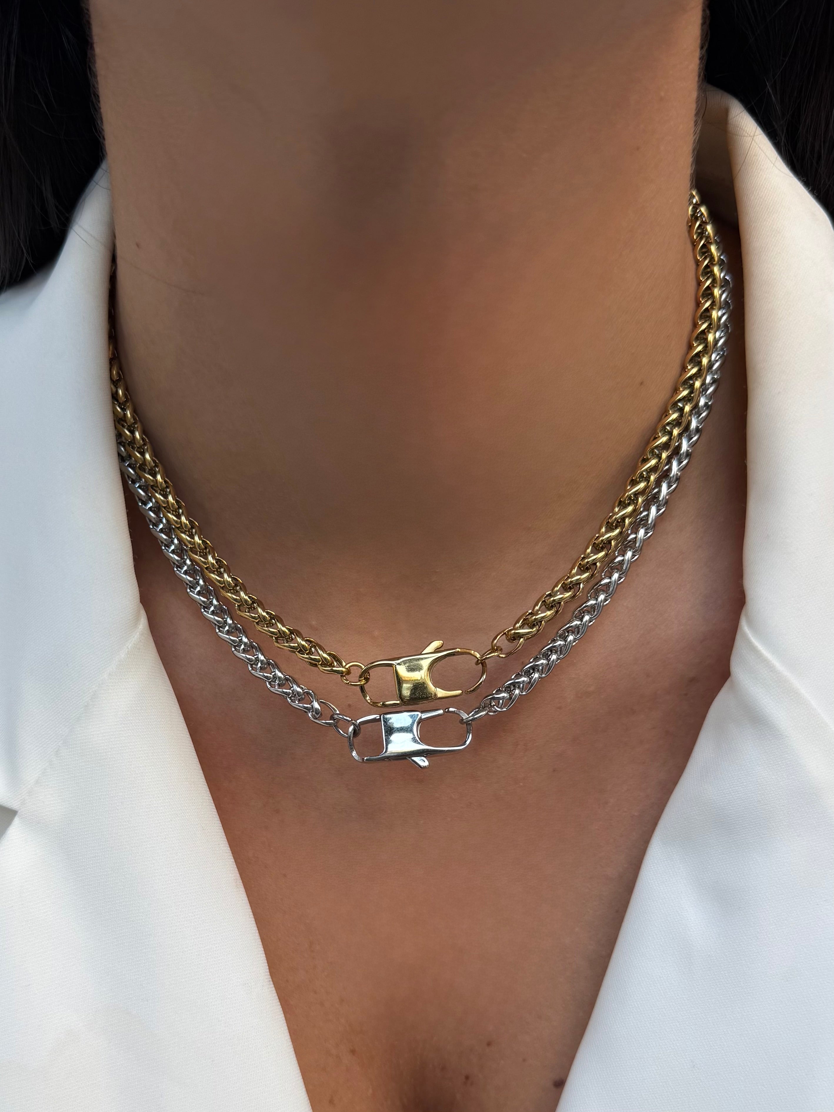 Collana Nives