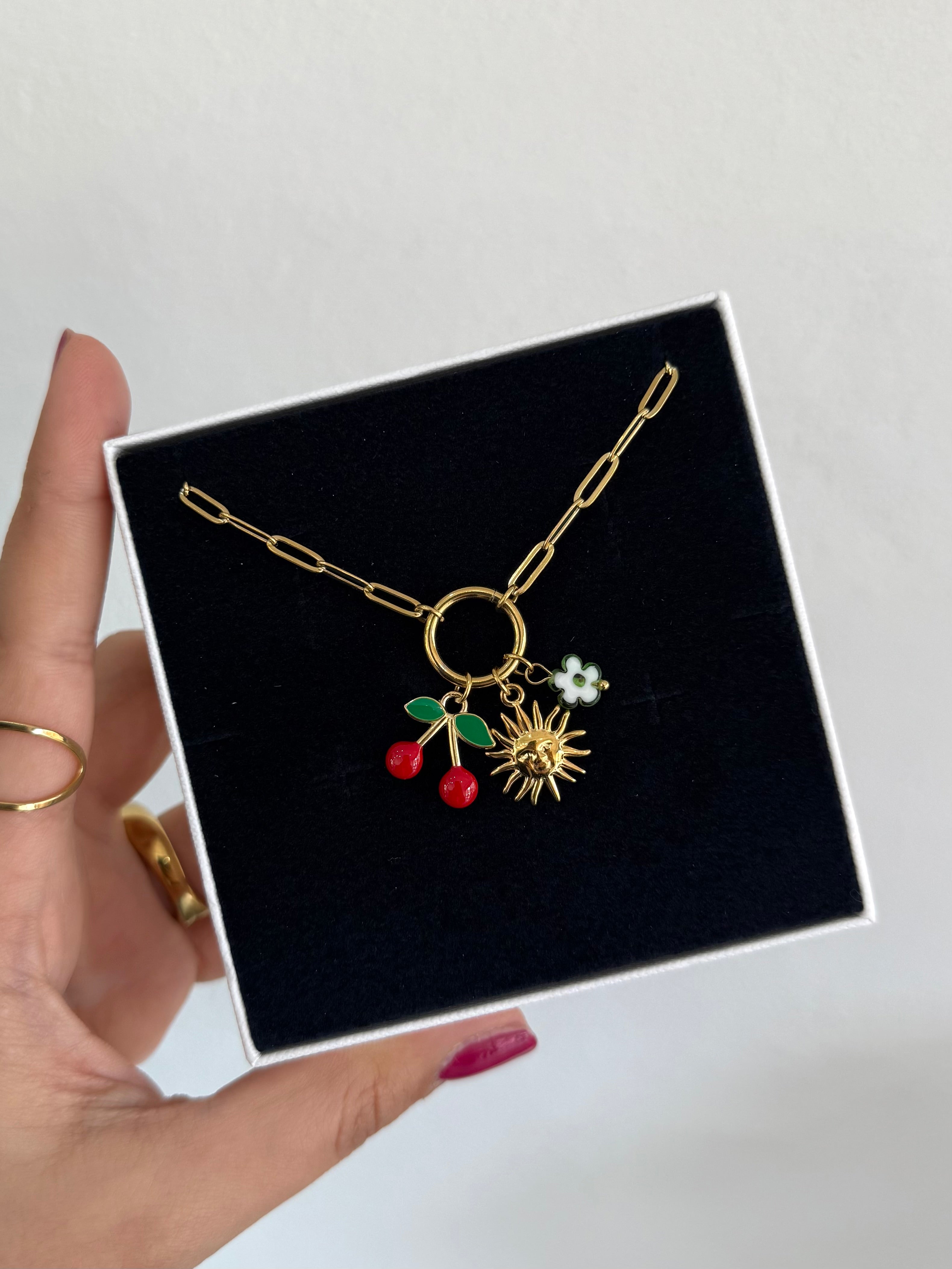 Collana Isla