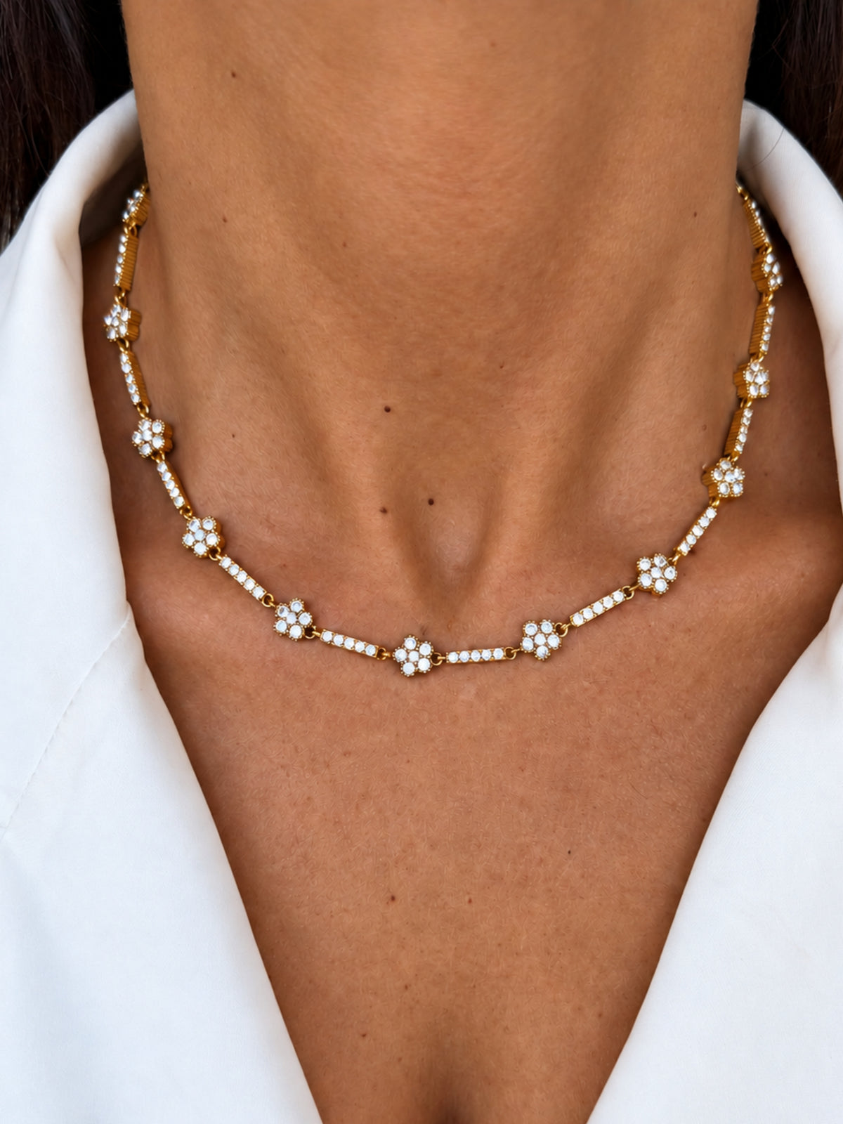 Collana Marbella White
